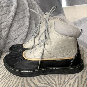 COPY - Nike winter boots size 9.5 gray leather & black. So comfy!